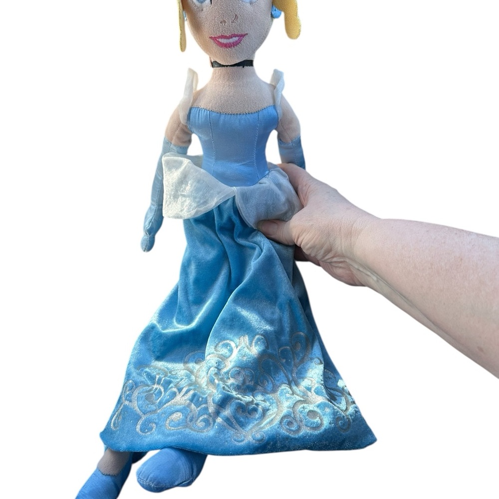 Disney Store Cinderella Plush Soft Doll 20” Princess Blue Dress - Picture 5 of 6